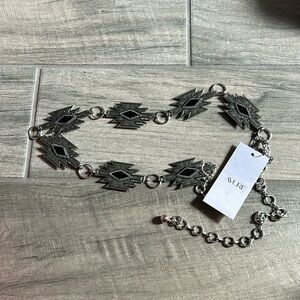 Ayure western chain belt